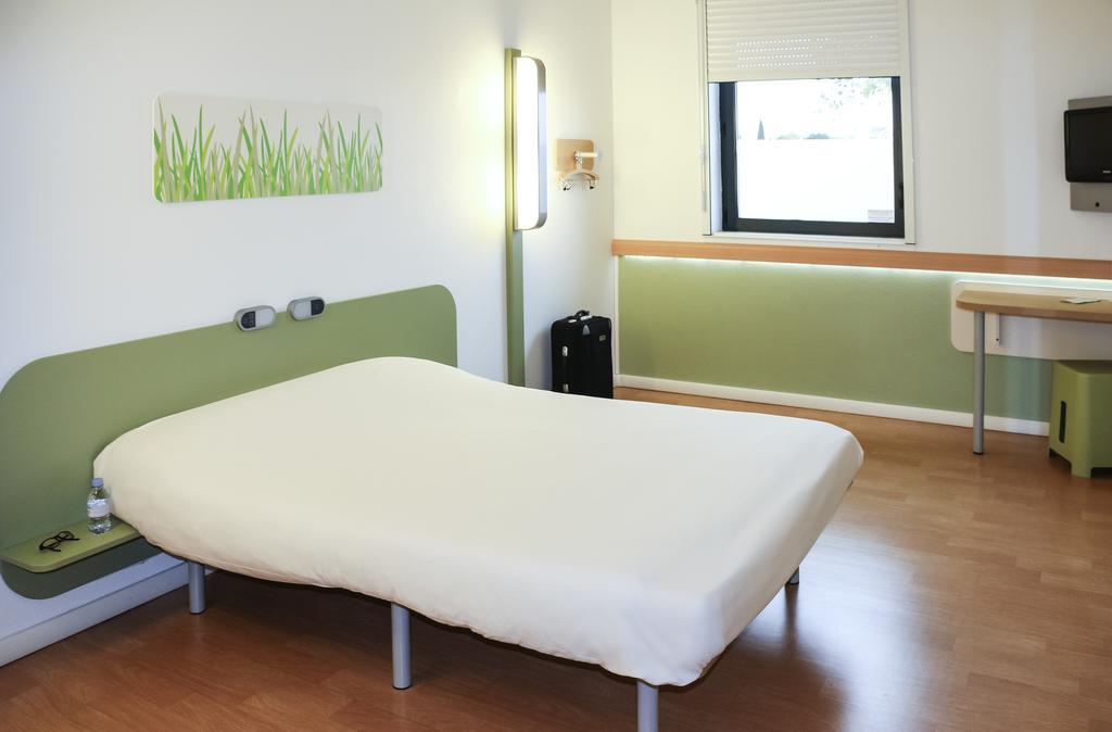 Ibis Budget Saint-Etienne Stade Rum bild